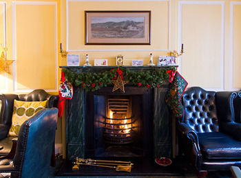 Bishopsgate House 3*